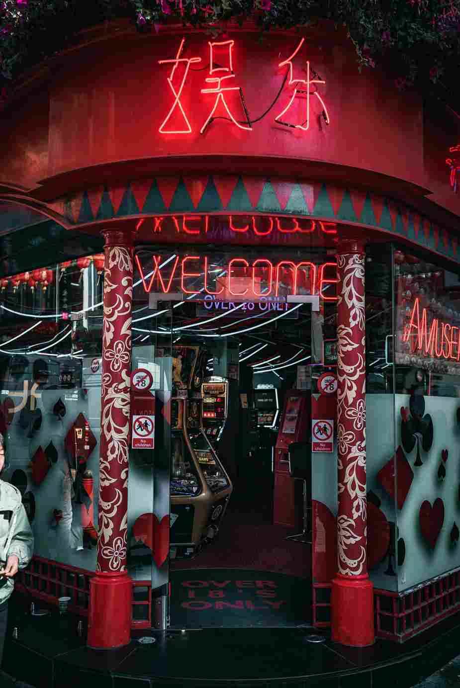 Unveiling the Secrets: An Exclusive Interview with Velvet Spins Casino Experts Unveiling the Secrets: An Exclusive Interview with Velvet Spins Casino Experts